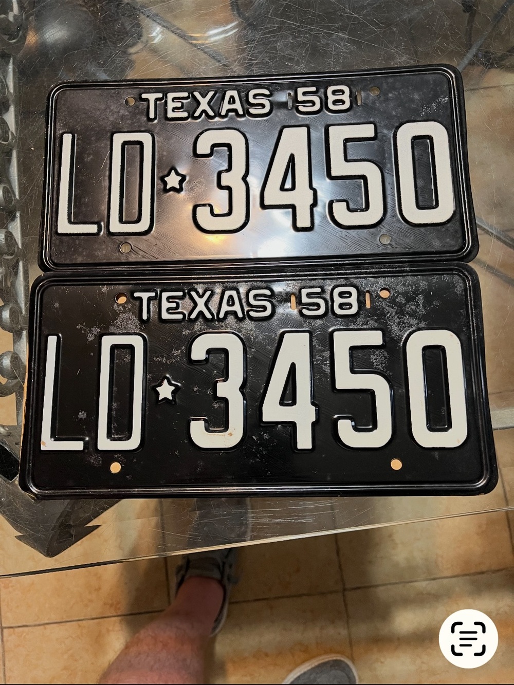 Vintage Texas '58 Black License Plate Pair - LD 3450
